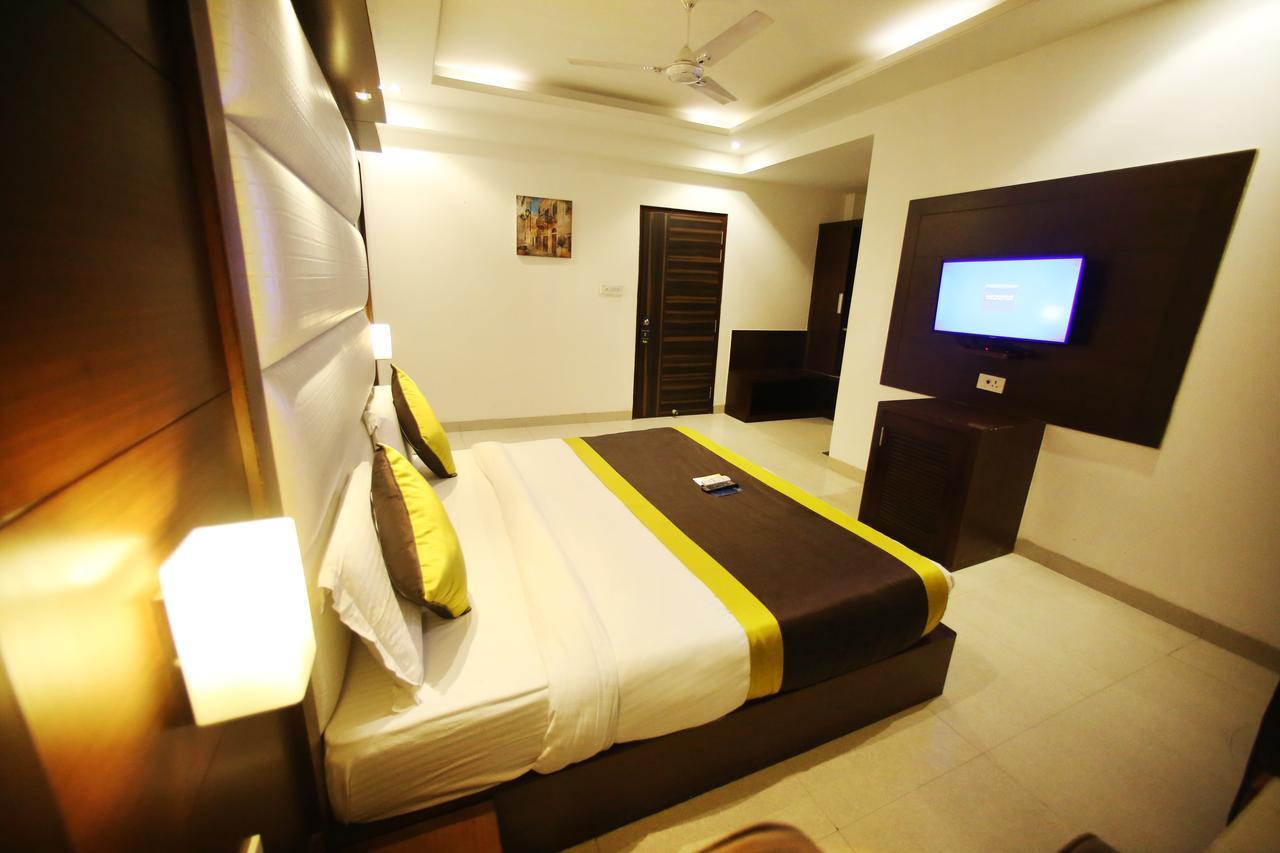 Hotel Aero Star Near Delhi Airport New Delhi Ngoại thất bức ảnh