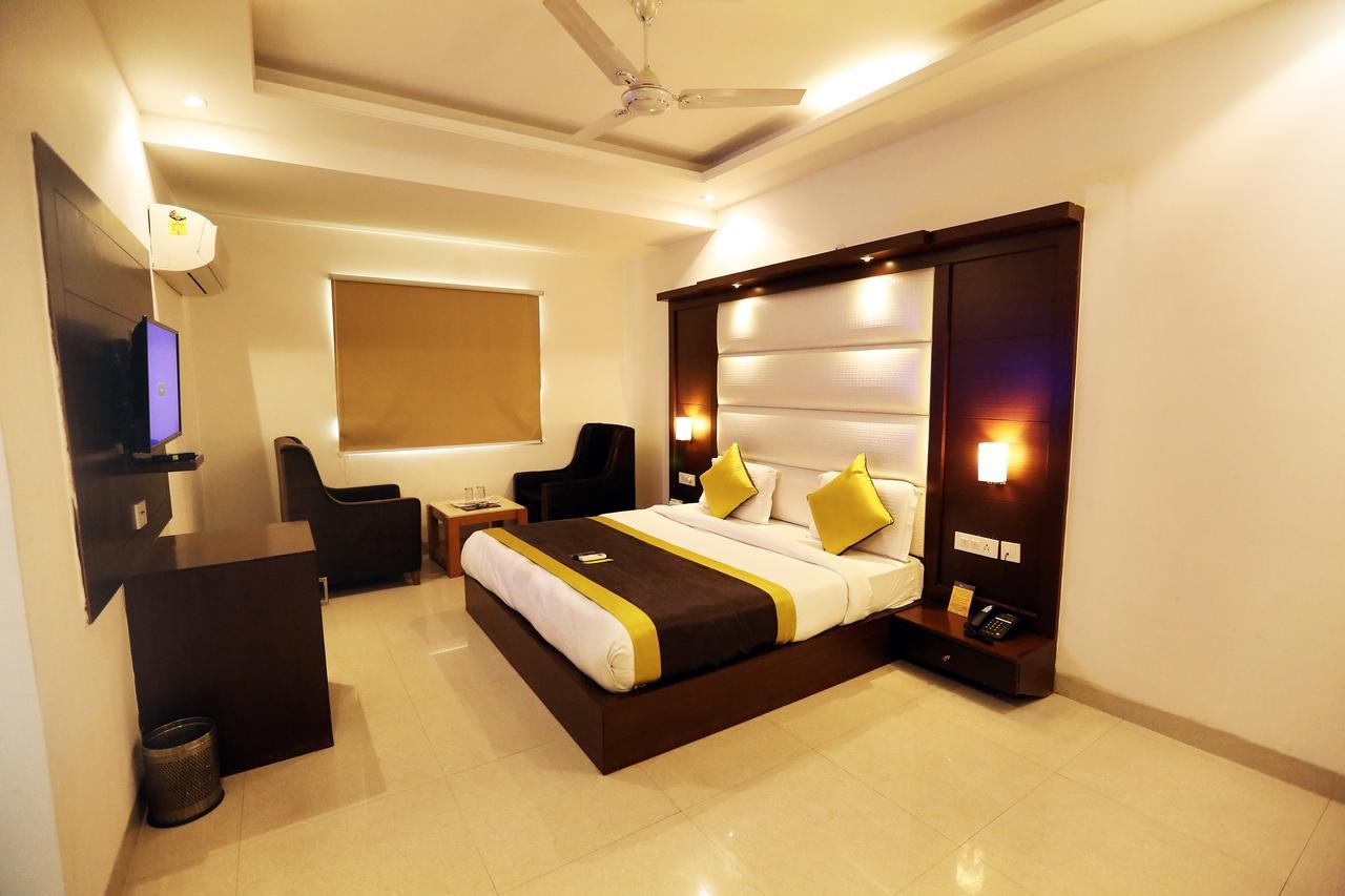 Hotel Aero Star Near Delhi Airport New Delhi Ngoại thất bức ảnh