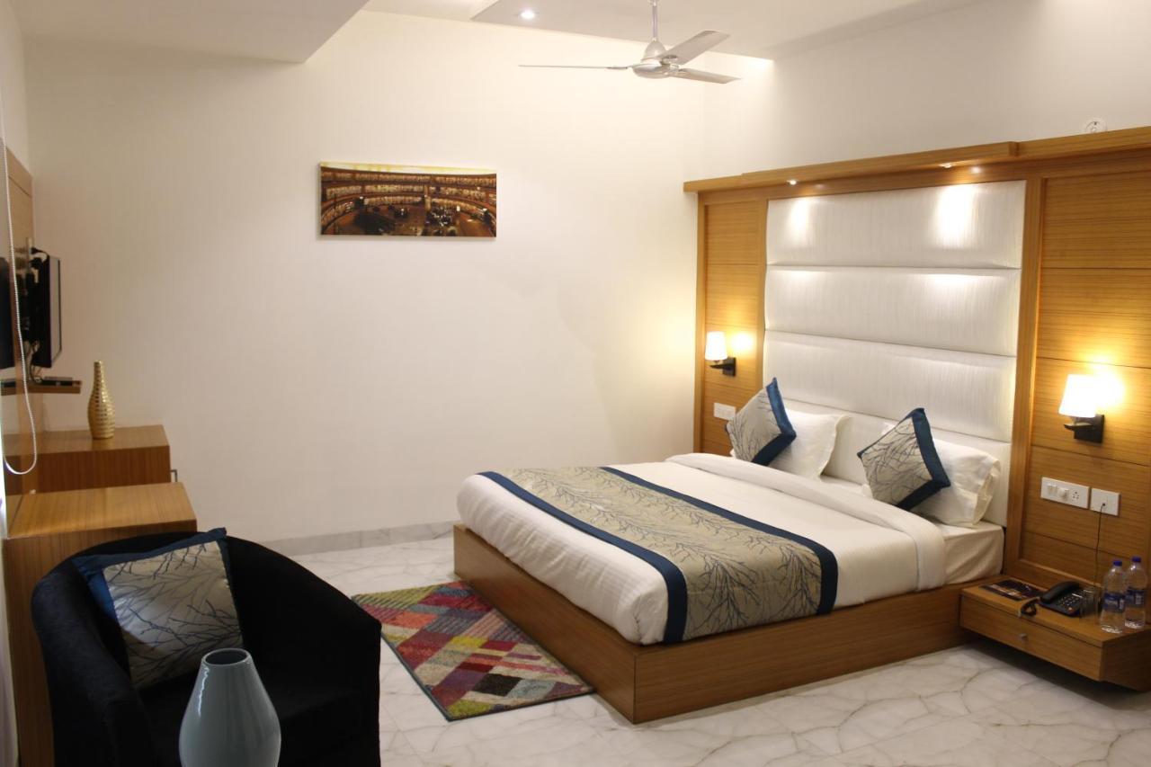 Hotel Aero Star Near Delhi Airport New Delhi Ngoại thất bức ảnh